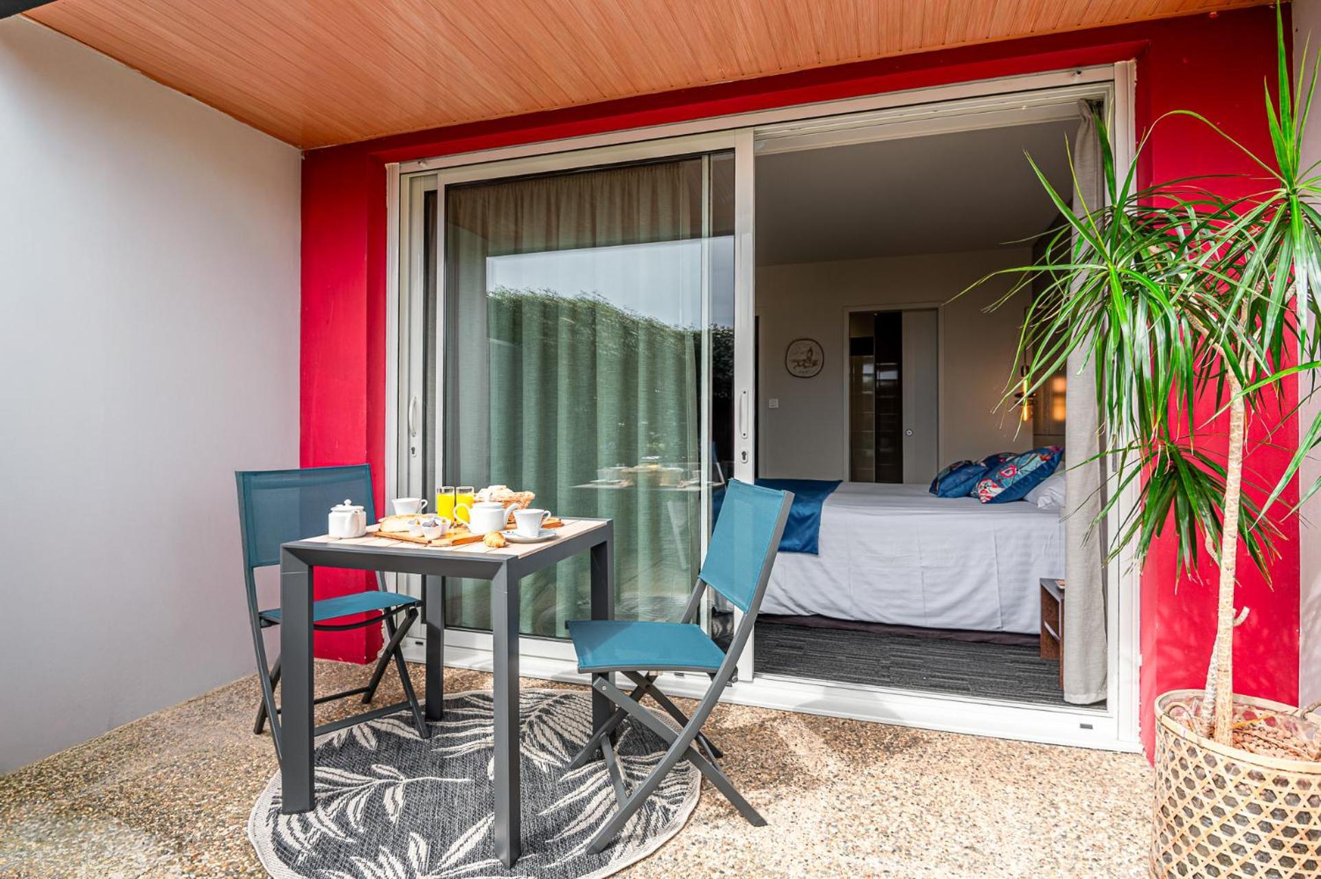 Logis Hotellerie Les Brisants , Restaurant J M Perochon Bretignolles-sur-Mer Exterior photo